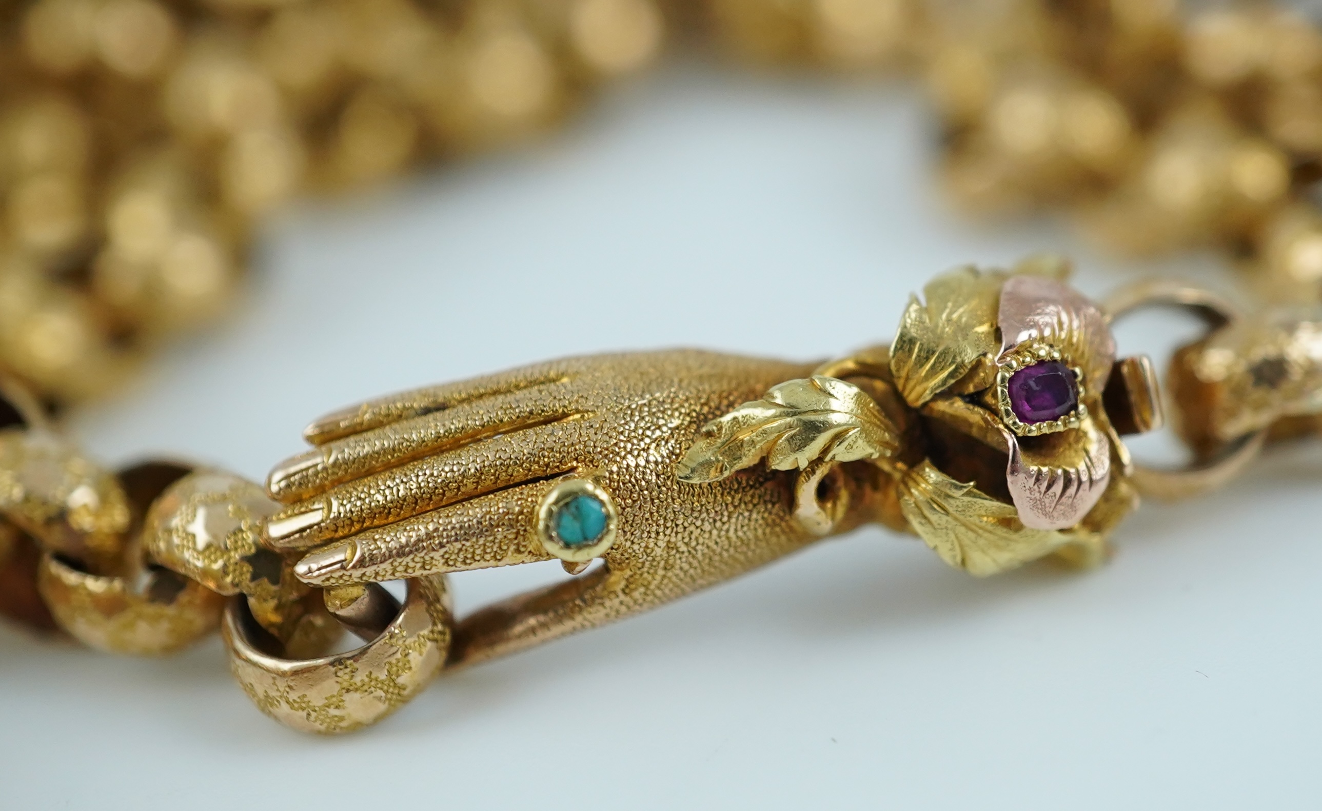 An attractive Georgian gold long guard chain, early 19th century